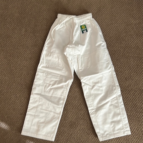 NEW - Kids BJJ - Fuji C0 pants only - Picture 1 of 5